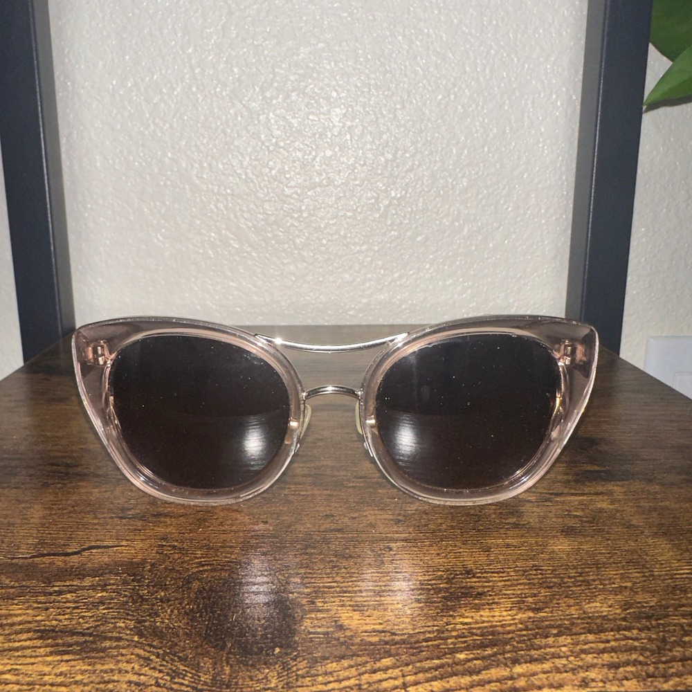 Badgley Mischka Loren Blush Pink Polarized Cat Eye Sunglasses Glitter Temples‎